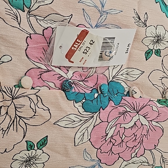 Floral Tank Blouse - Picture 2 of 3